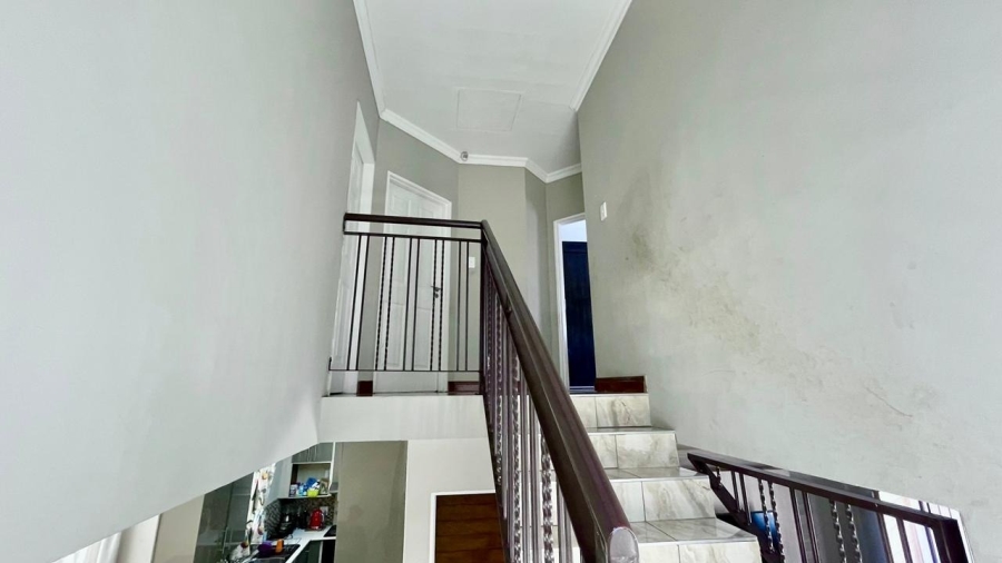 To Let 3 Bedroom Property for Rent in Waterval East North West